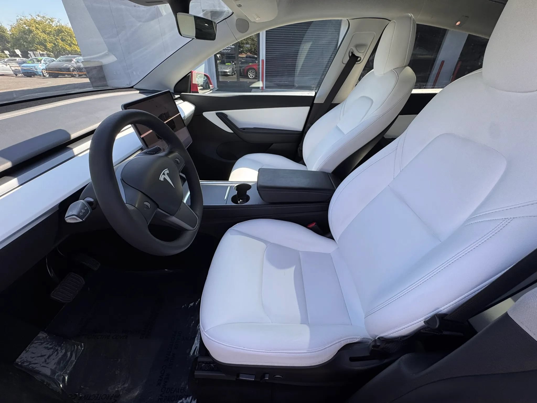 Used 2022 Tesla Model Y Long Range AWD/4WD image 10