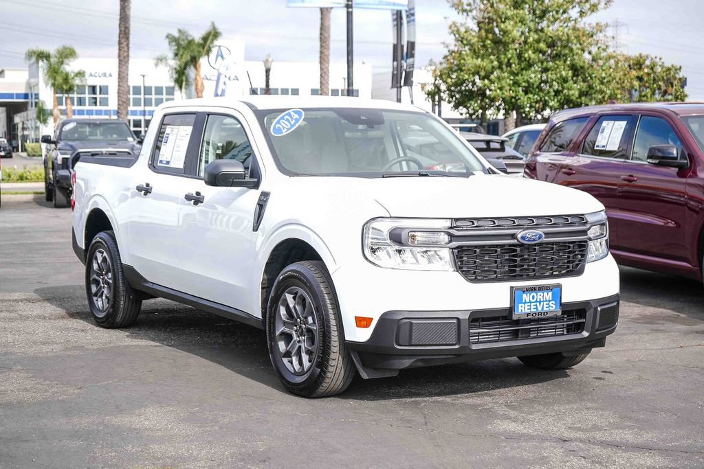 Certified 2024 Ford Maverick XLT FWD image 3