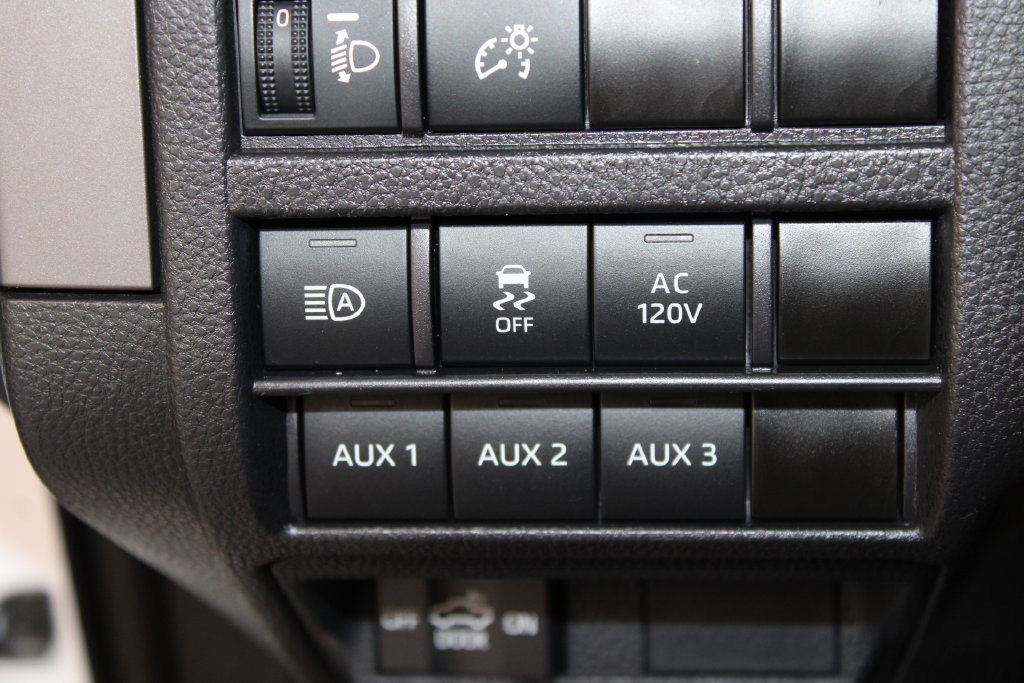 Used 2024 Toyota Tacoma TRD Sport w/ TRD Sport Upgrade Package AWD/4WD image 40