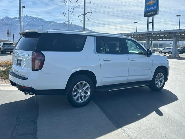 Used 2023 Chevrolet Suburban Premier image 25