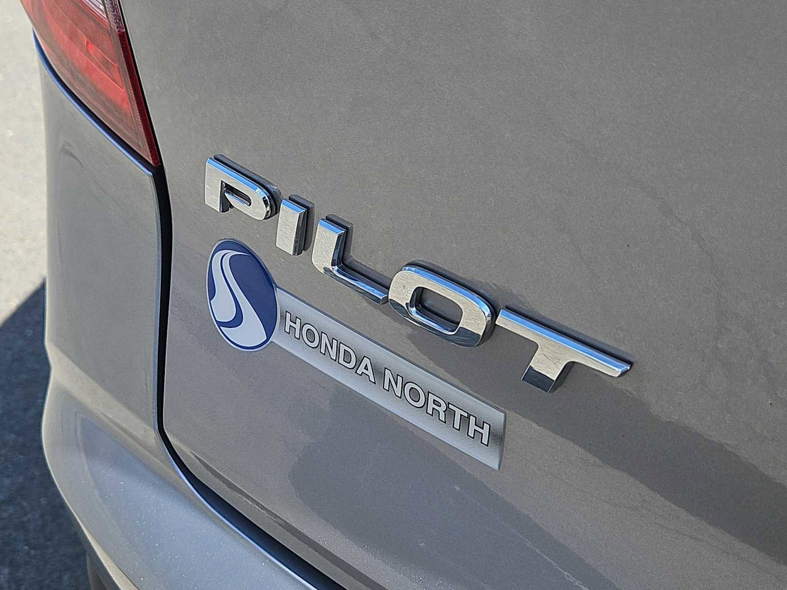 Used 2021 Honda Pilot EX image 10