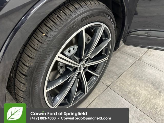 Used 2020 Audi Q7 3.0T Prestige w/ Prestige Package image 39