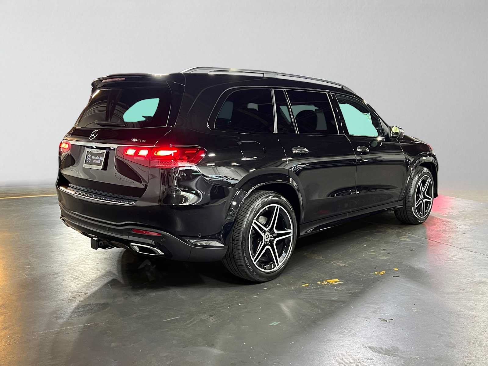 New 2026 Mercedes-Benz GLS 450 4MATIC image 3