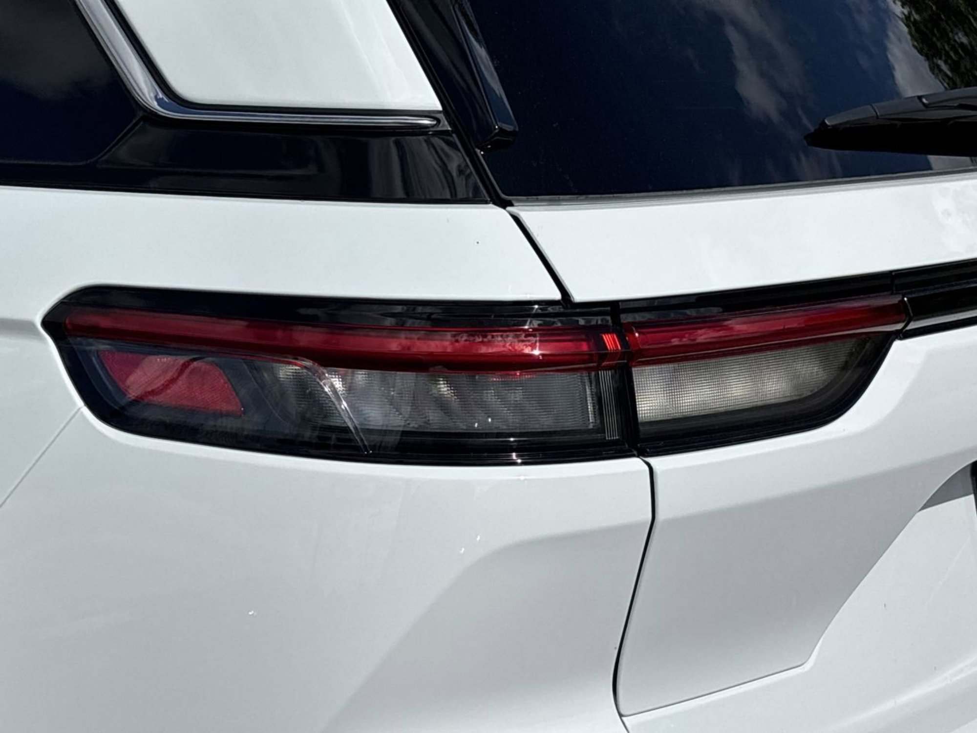 New 2025 Jeep Grand Cherokee Limited image 7