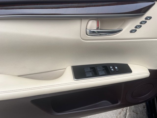 Used 2017 Lexus ES 350 image 14