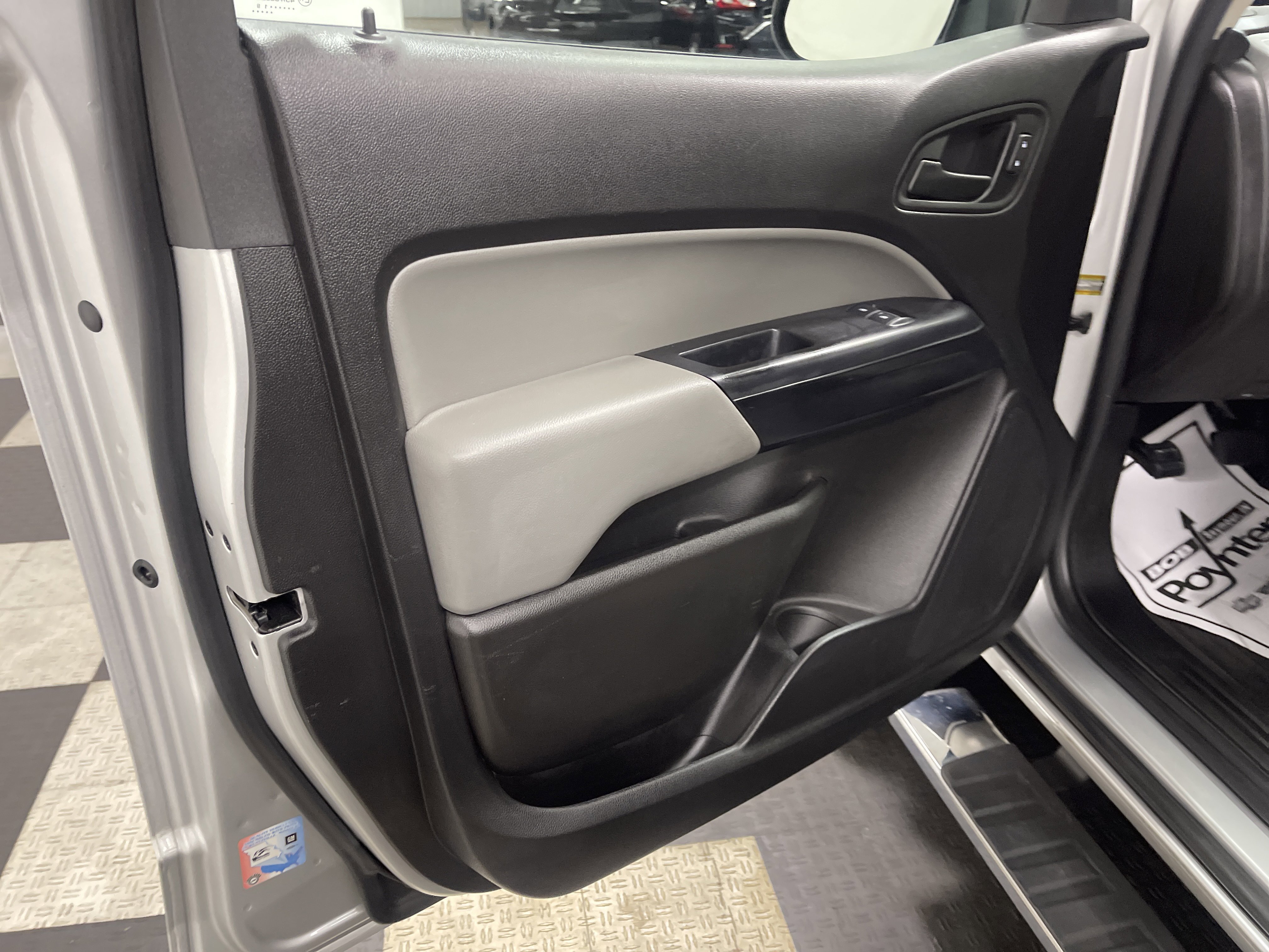 Used 2019 Chevrolet Colorado W/T image 10