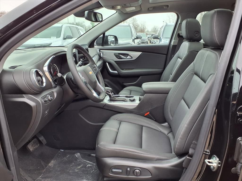 New 2026 Chevrolet Blazer LT image 12