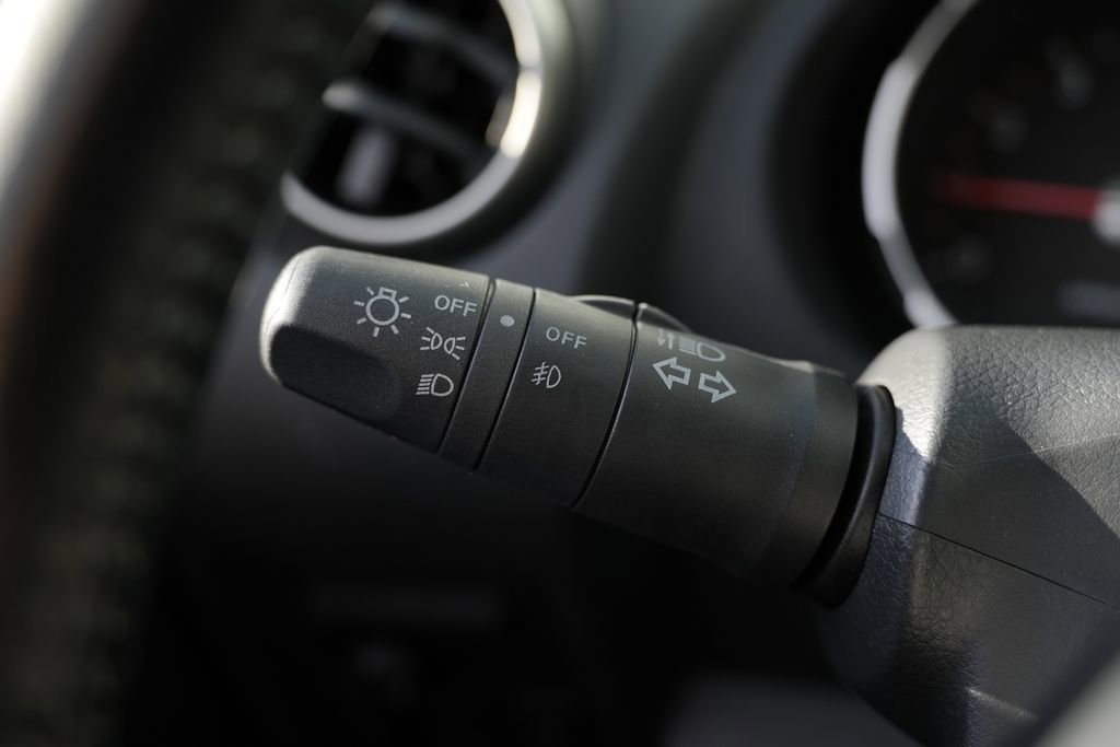 Used 2008 Nissan Rogue SL w/ Premium Pkg image 49