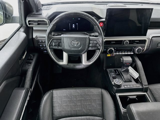 Used 2024 Toyota Tacoma TRD Off-Road w/ TRD Off Road Premium Package AWD/4WD image 4