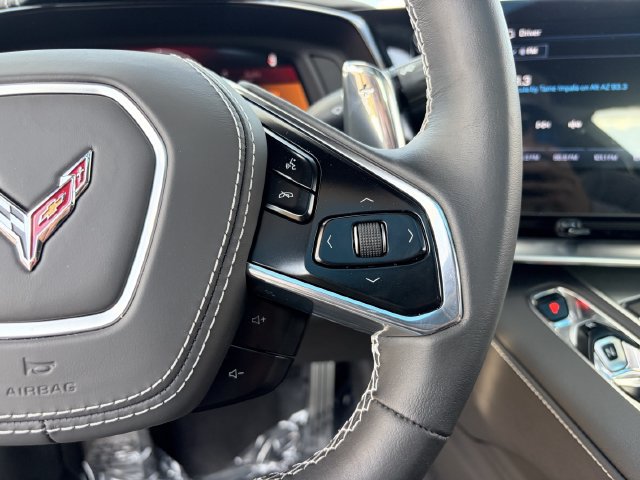 Used 2025 Chevrolet Corvette Z06 RWD image 9