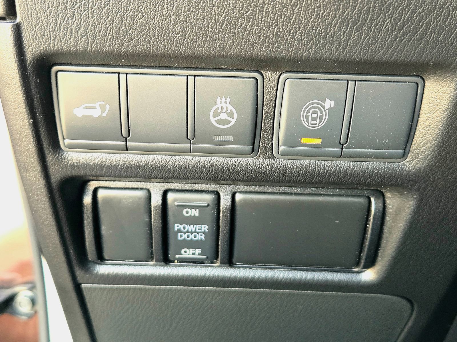 Used 2021 Nissan Armada Platinum w/ Captain's Chairs Package image 23