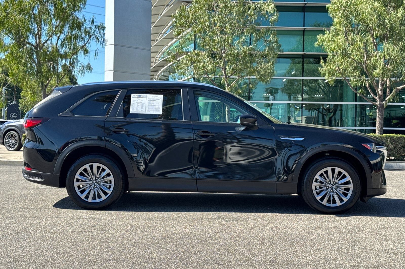 Used 2025 MAZDA CX-90 3.3 Turbo w/ Select Package AWD/4WD image 3