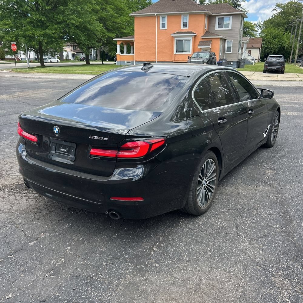 Used 2018 BMW 530e xDrive AWD/4WD image 6