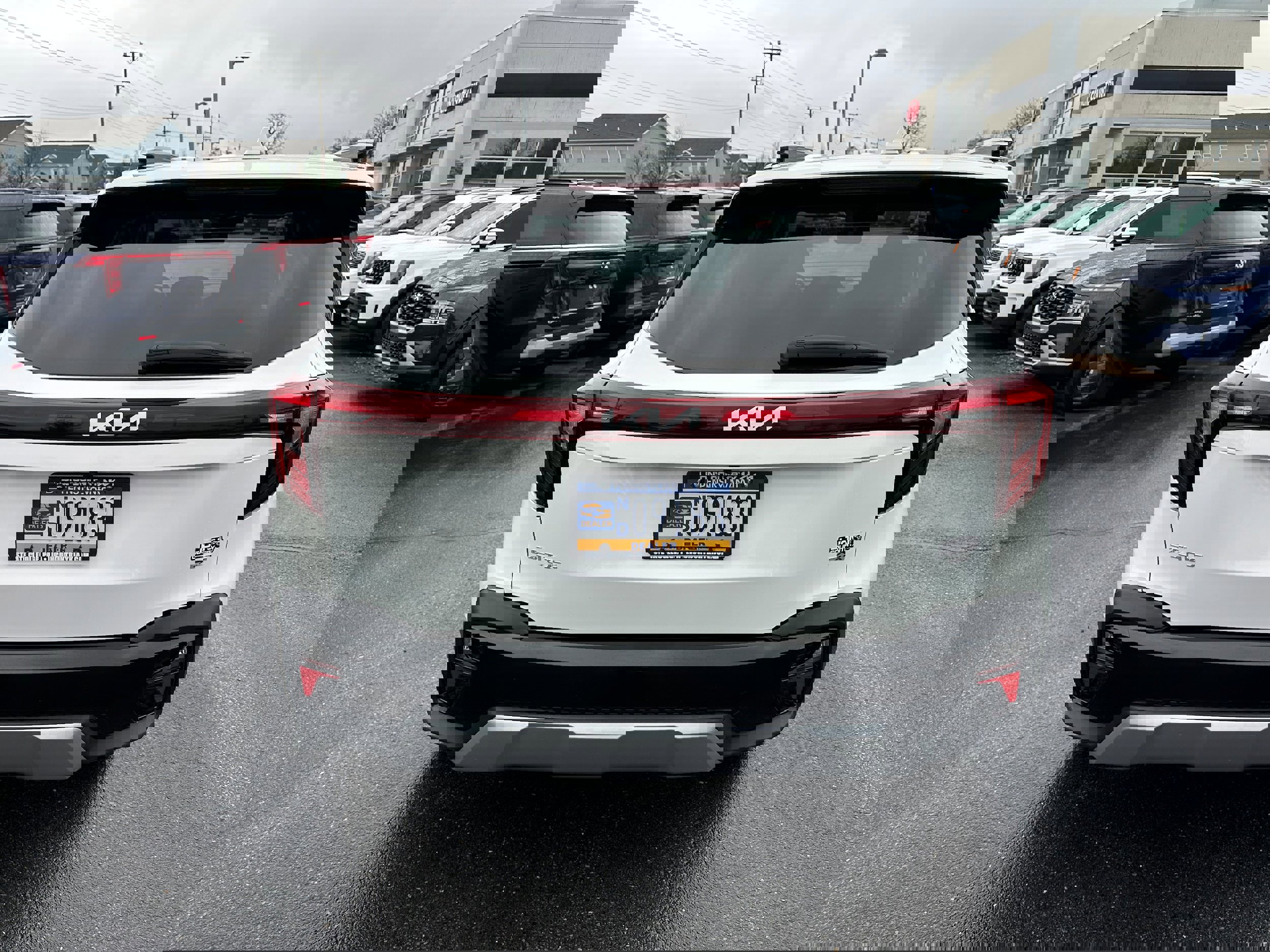 Used 2024 Kia Seltos EX image 6