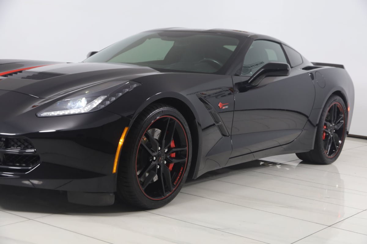 Used 2017 Chevrolet Corvette Stingray Coupe w/ Z51 3LT RWD image 58