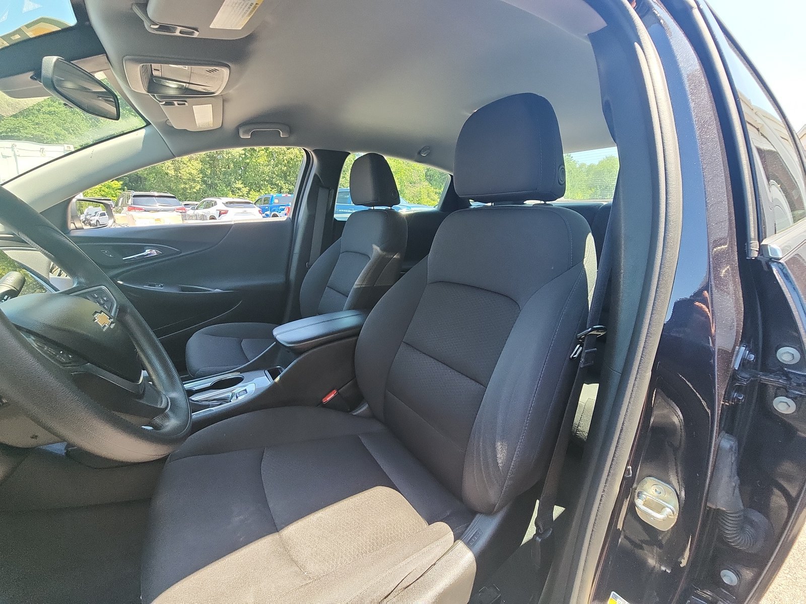Used 2023 Chevrolet Malibu LT w/ LPO, Floor Liner Package FWD image 18