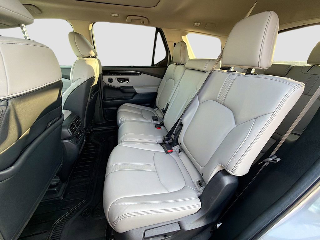 Used 2024 Honda Pilot Touring image 26