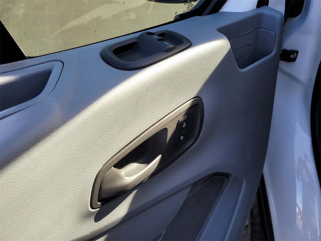 Used 2019 Ford Transit 350 XLT image 18