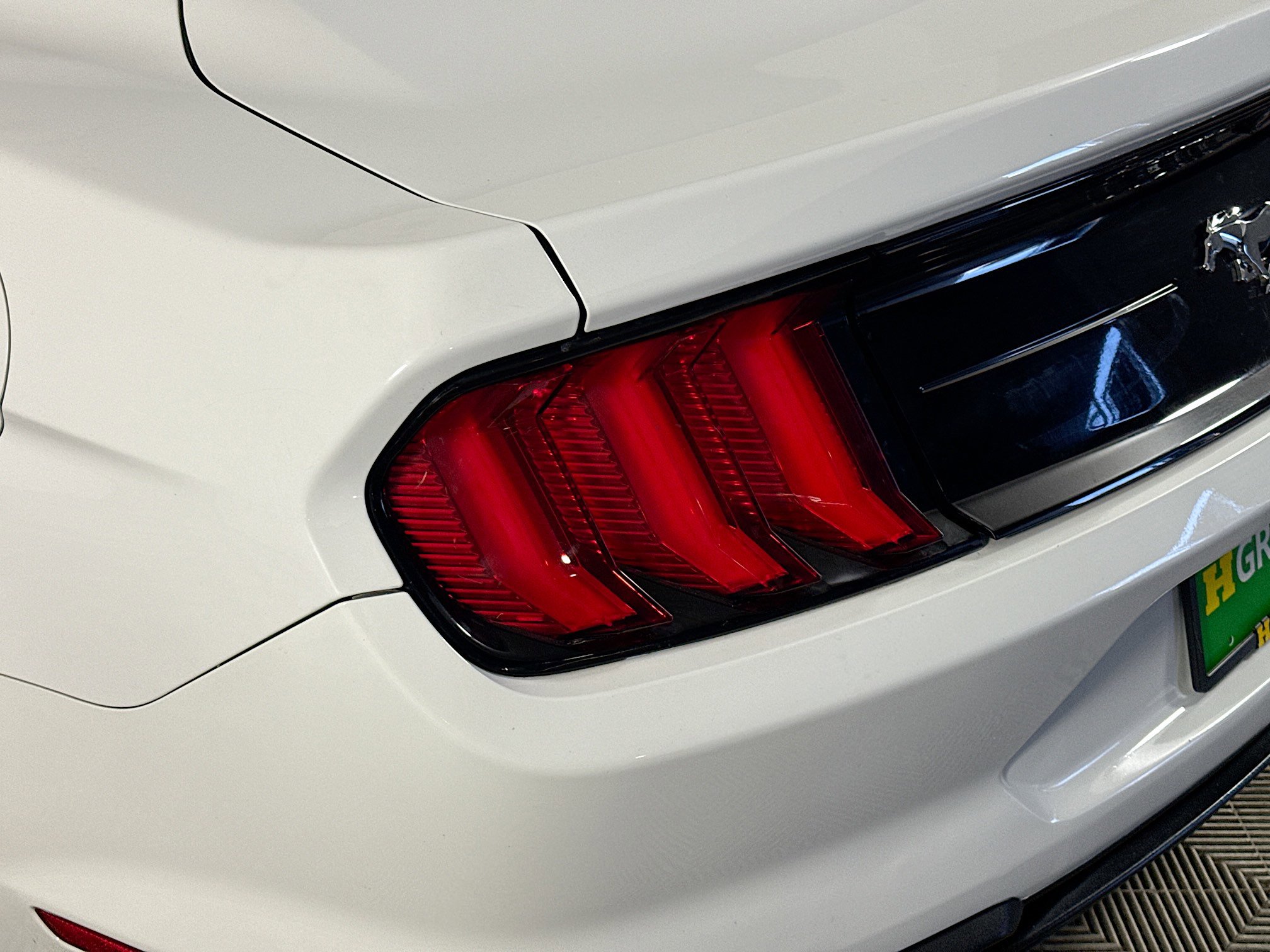 Used 2021 Ford Mustang EcoBoost image 34