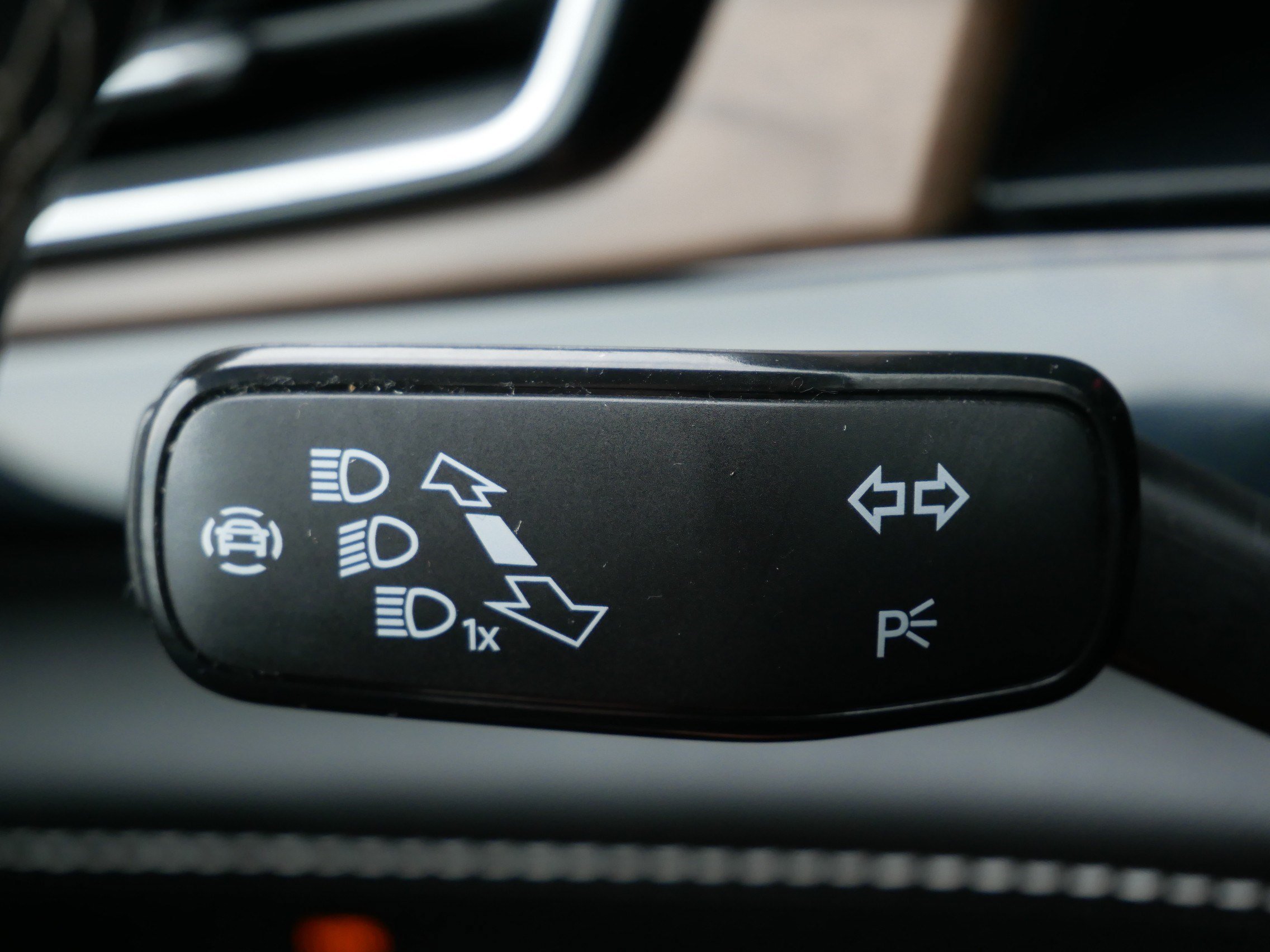 Certified 2024 Volkswagen Atlas SE AWD/4WD image 30