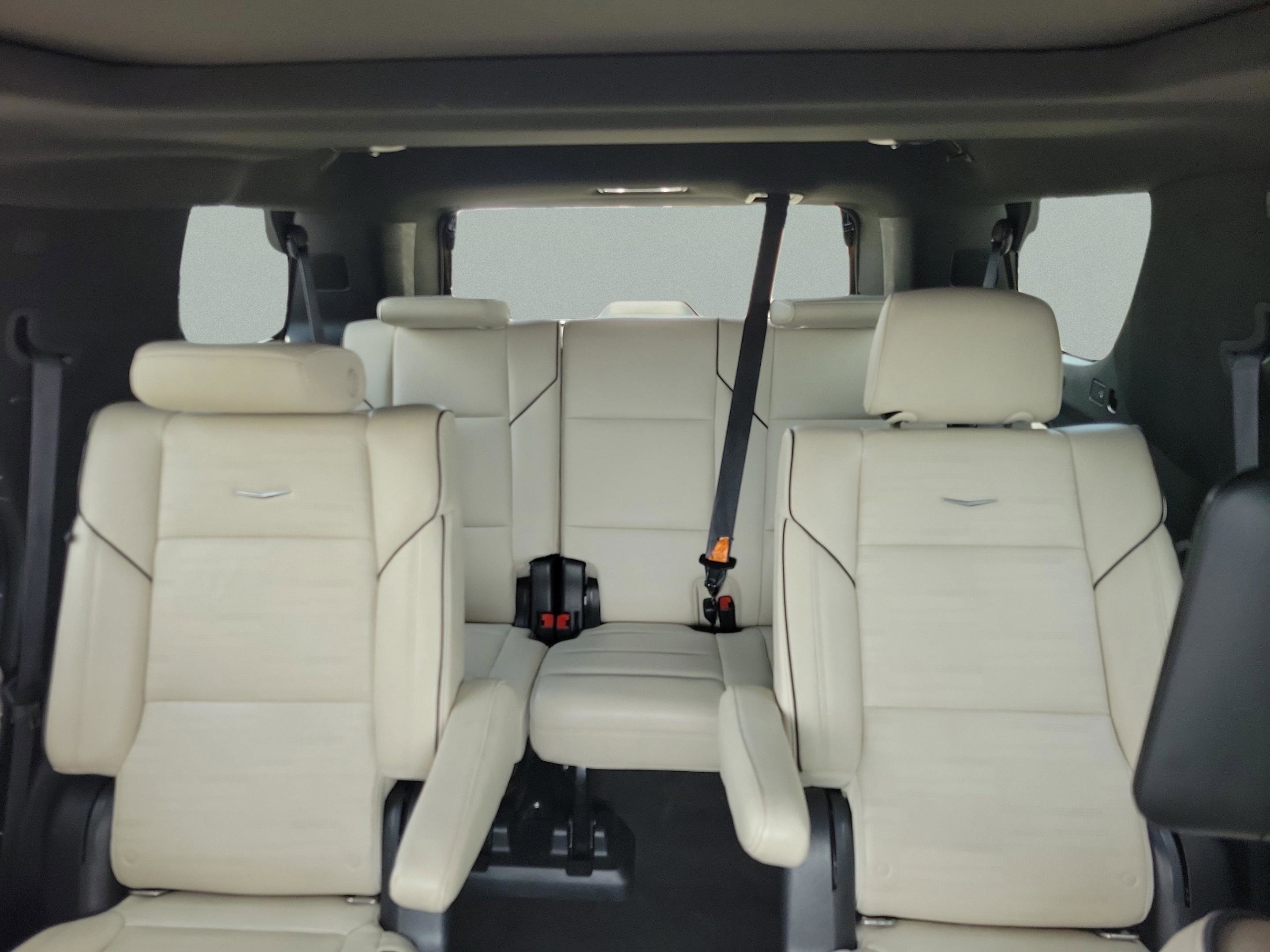 Used 2021 Cadillac Escalade Sport w/ Driver Assist Tech Package AWD/4WD image 5