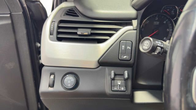 Used 2019 GMC Yukon XL SLE w/ SLE Value Package RWD image 26
