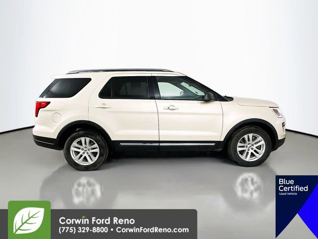 Used 2018 Ford Explorer XLT image 11