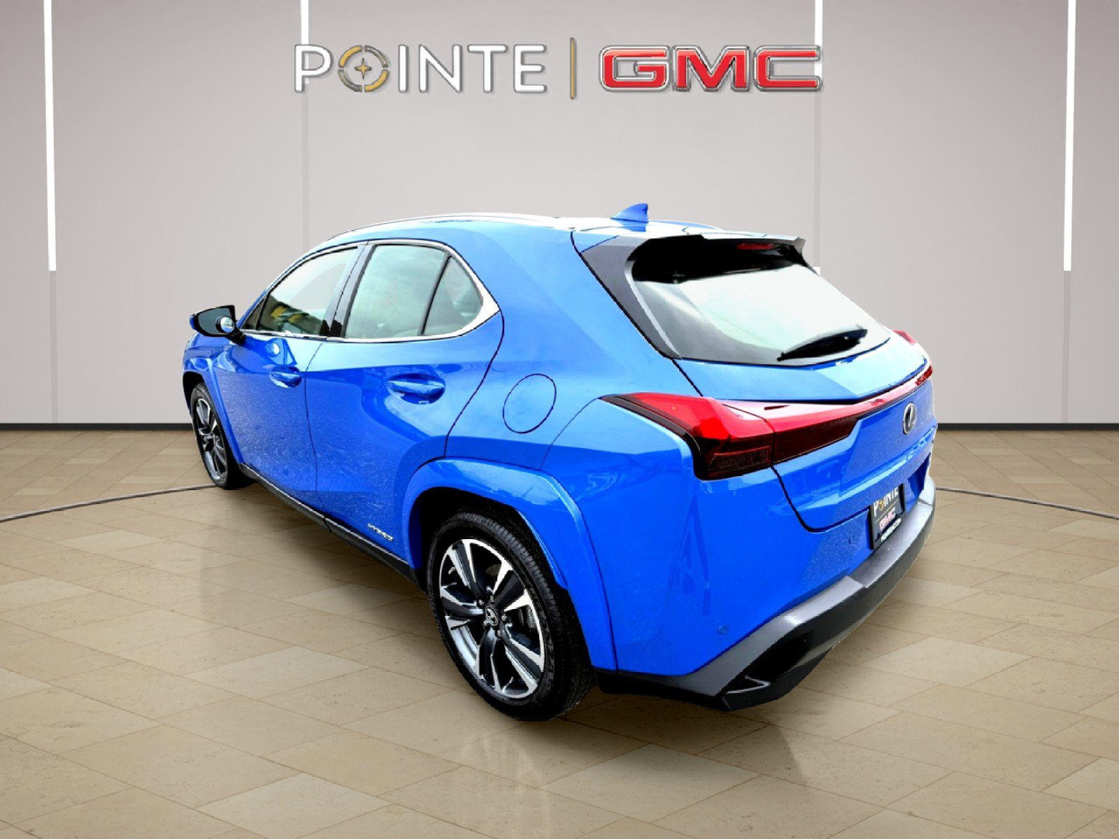 Used 2022 Lexus UX 250h w/ Premium Package image 6