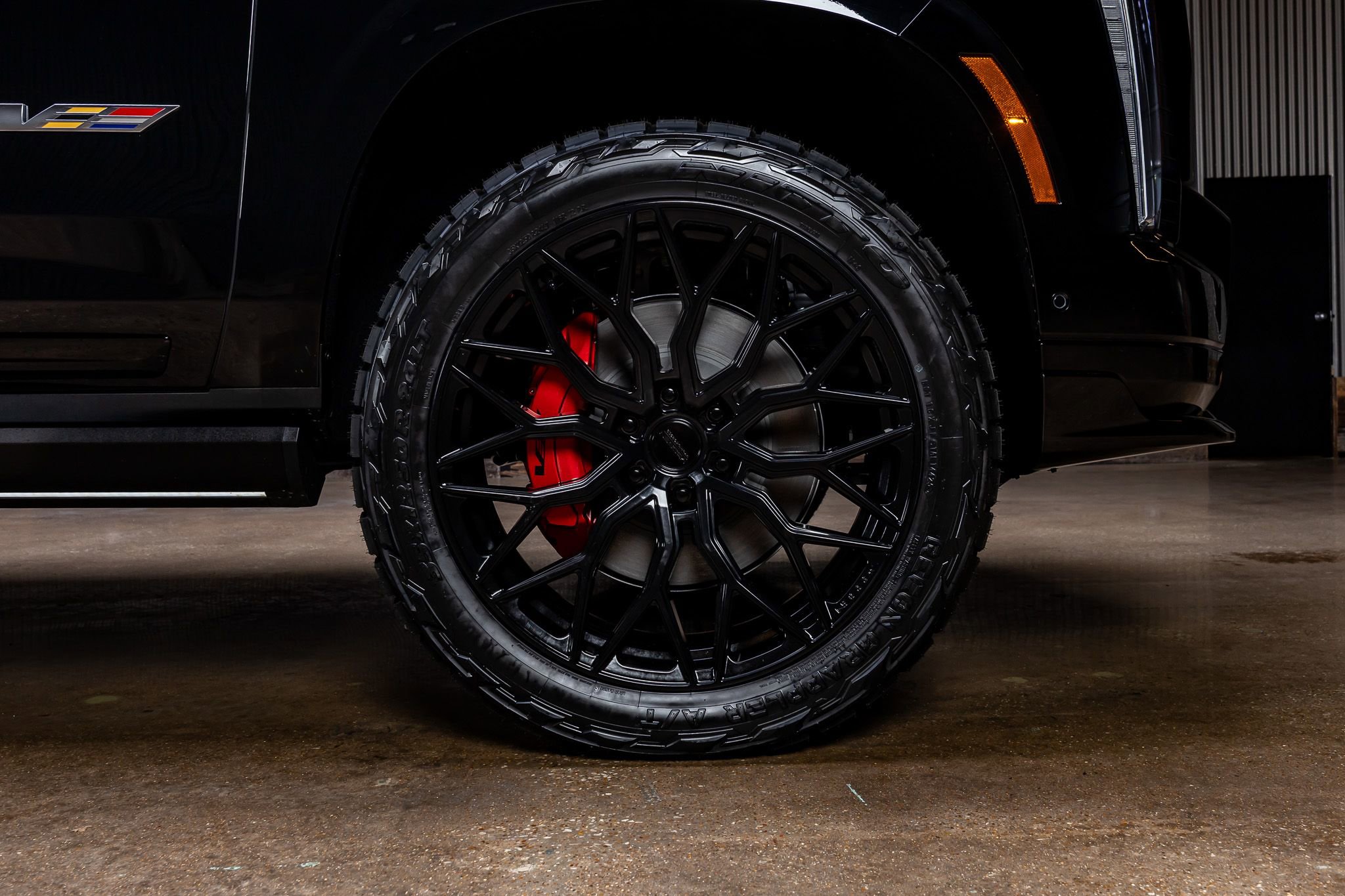 Used 2026 Cadillac Escalade V AWD/4WD image 12