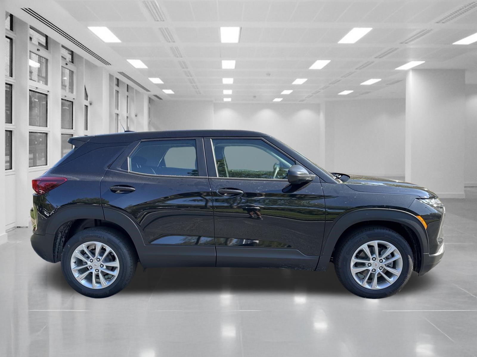 New 2026 Chevrolet TrailBlazer LS w/ LS Confidence Package FWD image 4