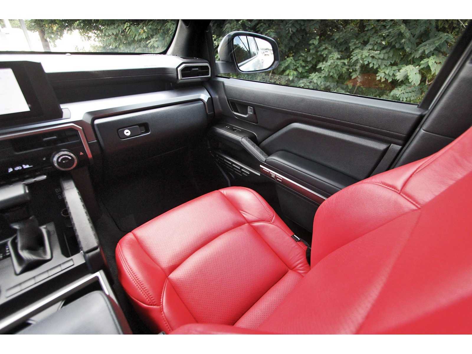 Used 2025 Toyota 4Runner TRD Sport AWD/4WD image 8