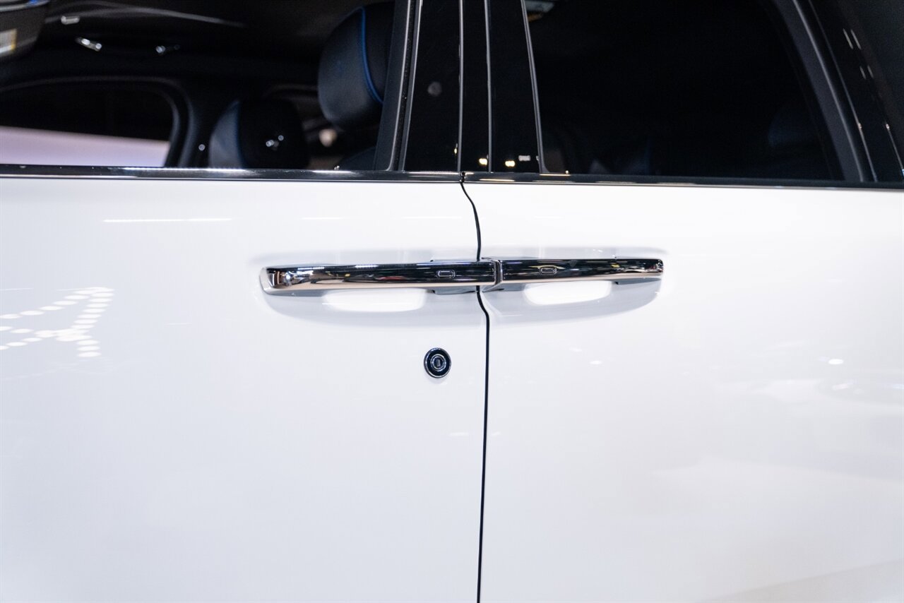 Used 2023 Rolls-Royce Cullinan image 26