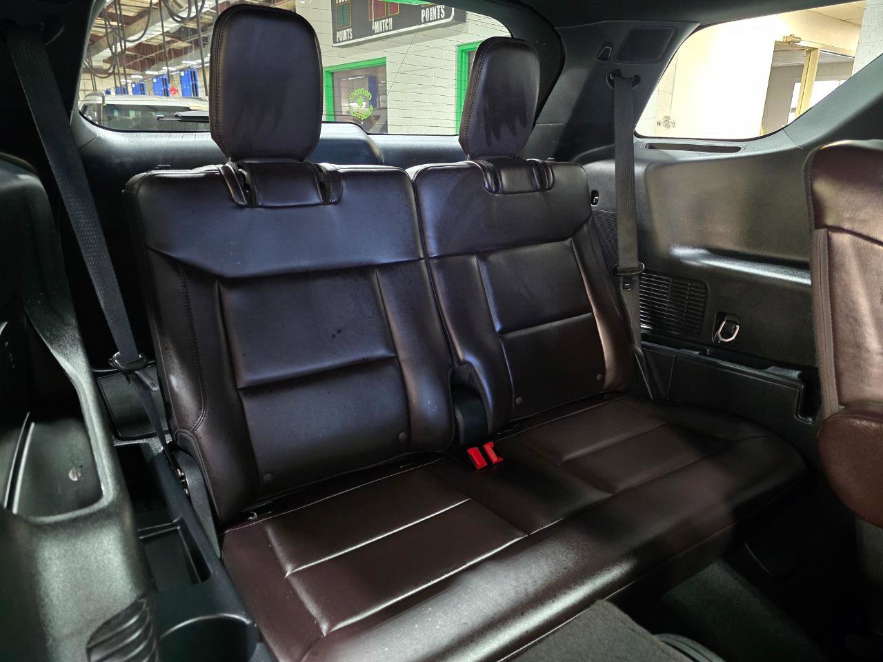 Used 2025 Ford Explorer Platinum w/ LUX Leather Package image 27