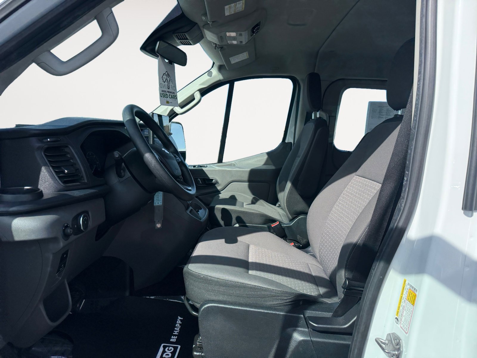Used 2023 Ford Transit 350 XLT image 10