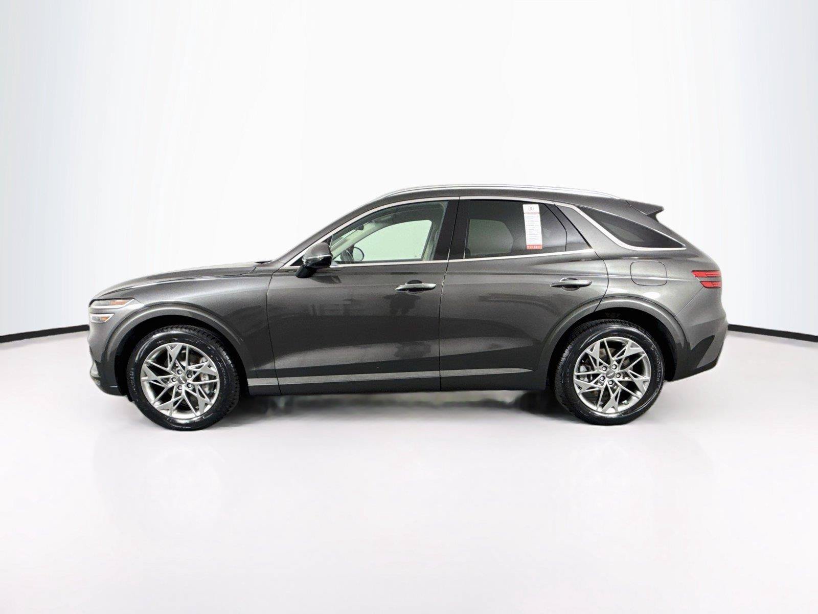 Used 2025 Genesis GV70 2.5T AWD/4WD image 14
