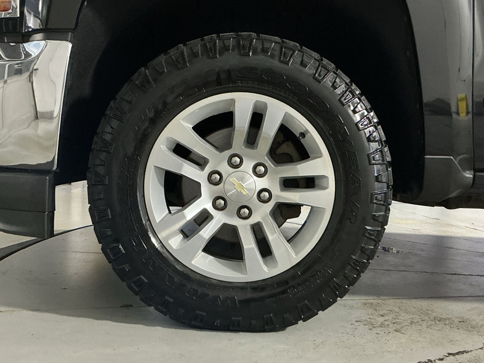 Used 2019 Chevrolet Silverado 1500 LT w/ All Star Edition AWD/4WD image 13