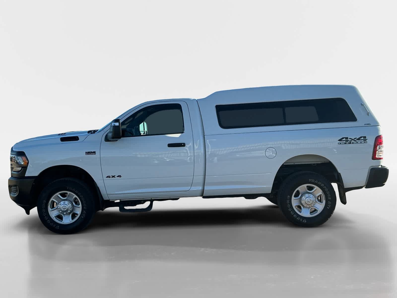 Used 2024 RAM 2500 Tradesman w/ Protection Group AWD/4WD image 2