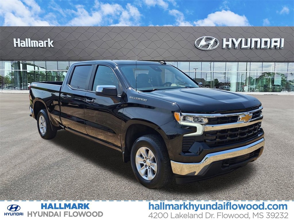Used 2023 Chevrolet Silverado 1500 LT w/ Protection Package image 1