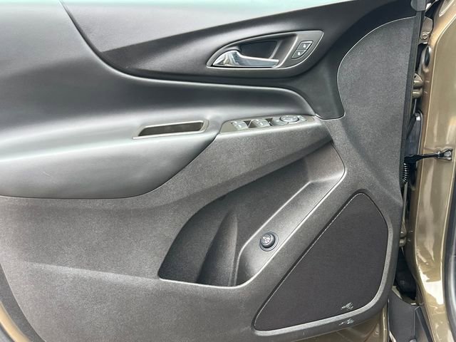 Used 2024 Chevrolet Equinox LT w/ LPO, Floor Liner Package AWD/4WD image 13