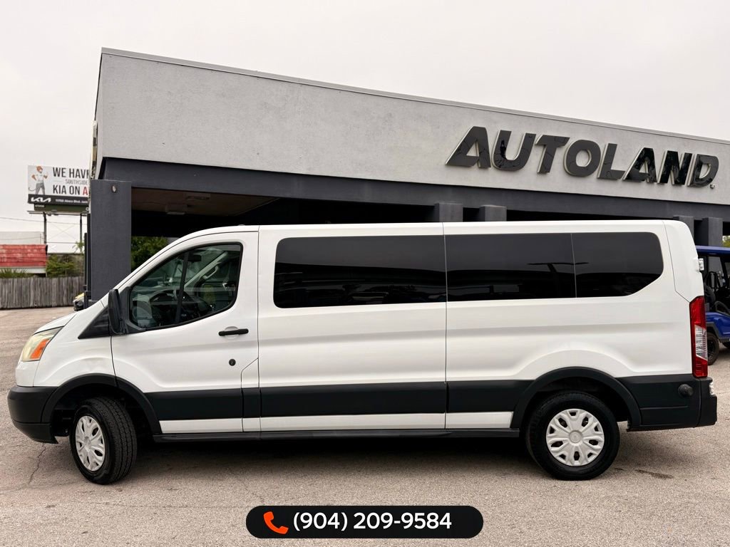 Used 2016 Ford Transit 350 XLT image 4