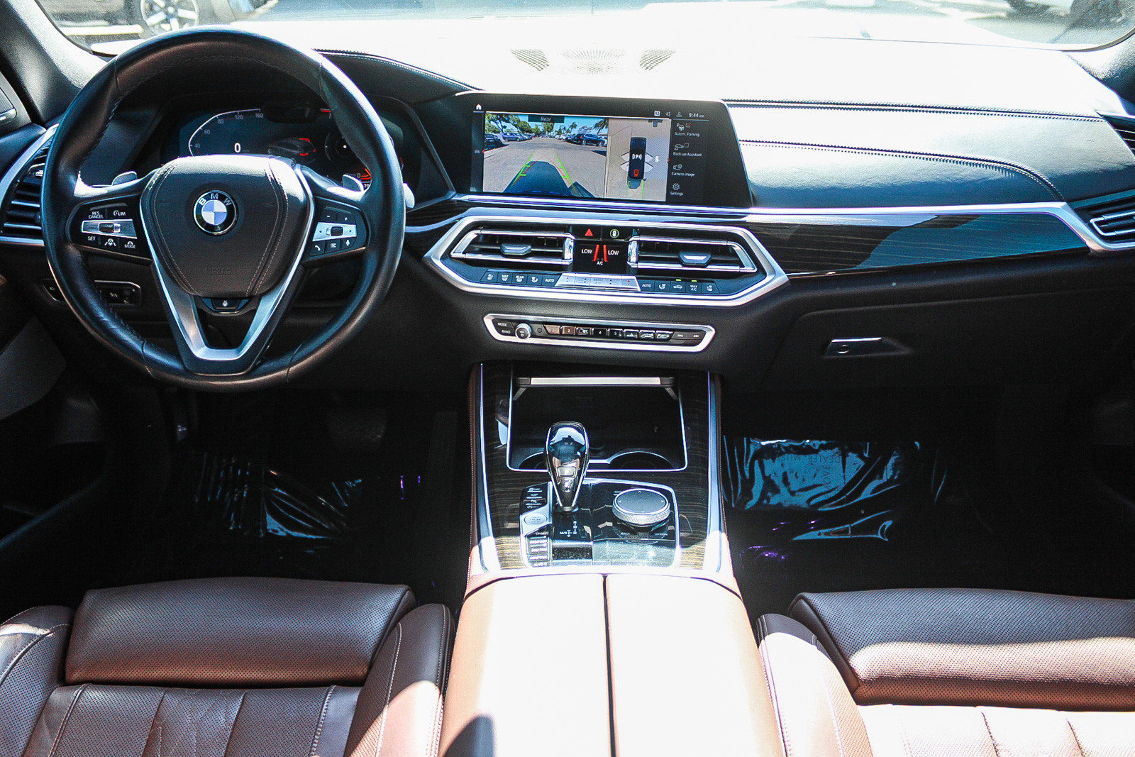 Used 2020 BMW X5 xDrive40i w/ Executive Package AWD/4WD image 12