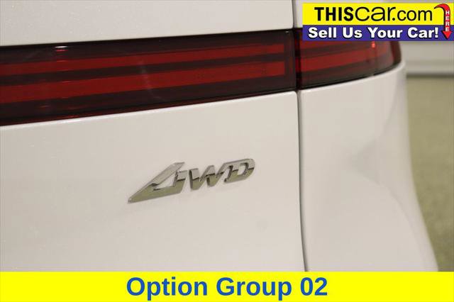 Used 2025 Genesis GV70 2.5T w/ Select Package AWD/4WD image 12
