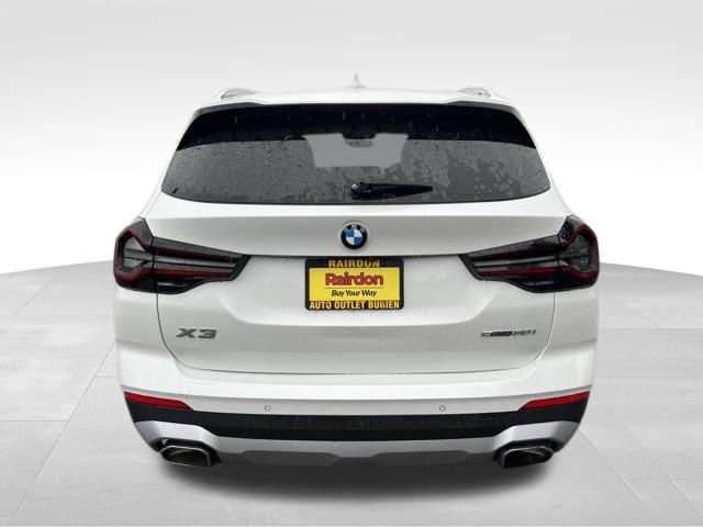 Used 2024 BMW X3 sDrive30i w/ Convenience Package image 8