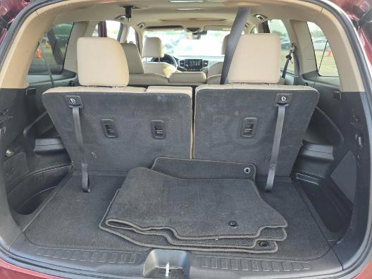 Used 2022 Honda Pilot Special Edition image 11