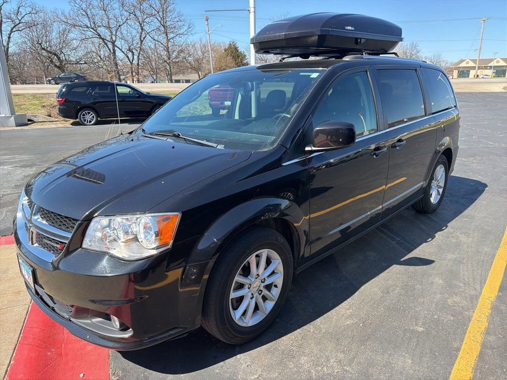 Used 2019 Dodge Grand Caravan SXT w/ Driver Convenience Group image 1