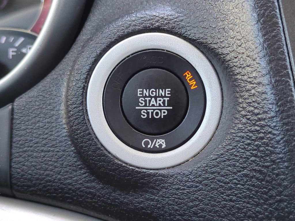 Used 2019 Dodge Journey SE w/ Premium Group image 14