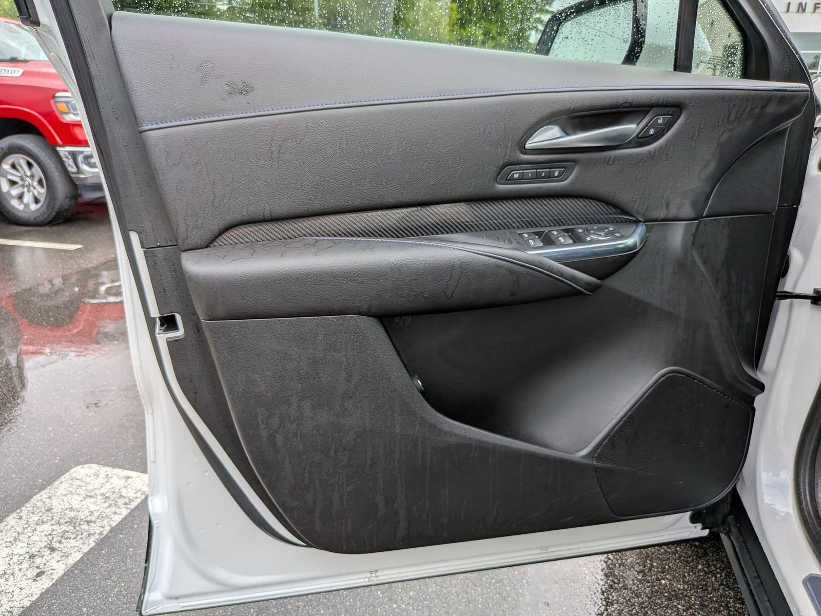 Used 2024 Cadillac XT4 Sport w/ Cold Weather Package FWD image 12
