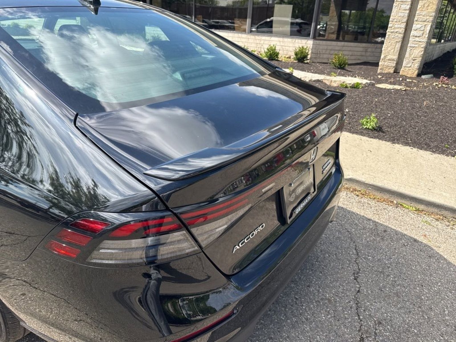 Used 2025 Honda Accord Sport image 12