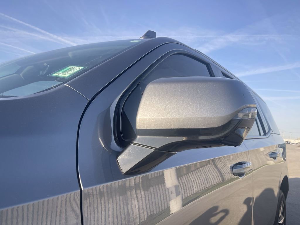 Certified 2021 Cadillac Escalade Sport Platinum image 3