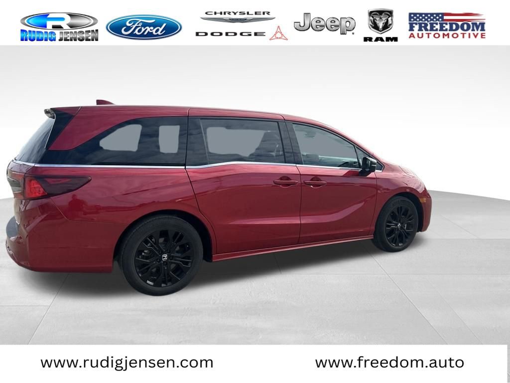 Used 2025 Honda Odyssey Sport-L image 4